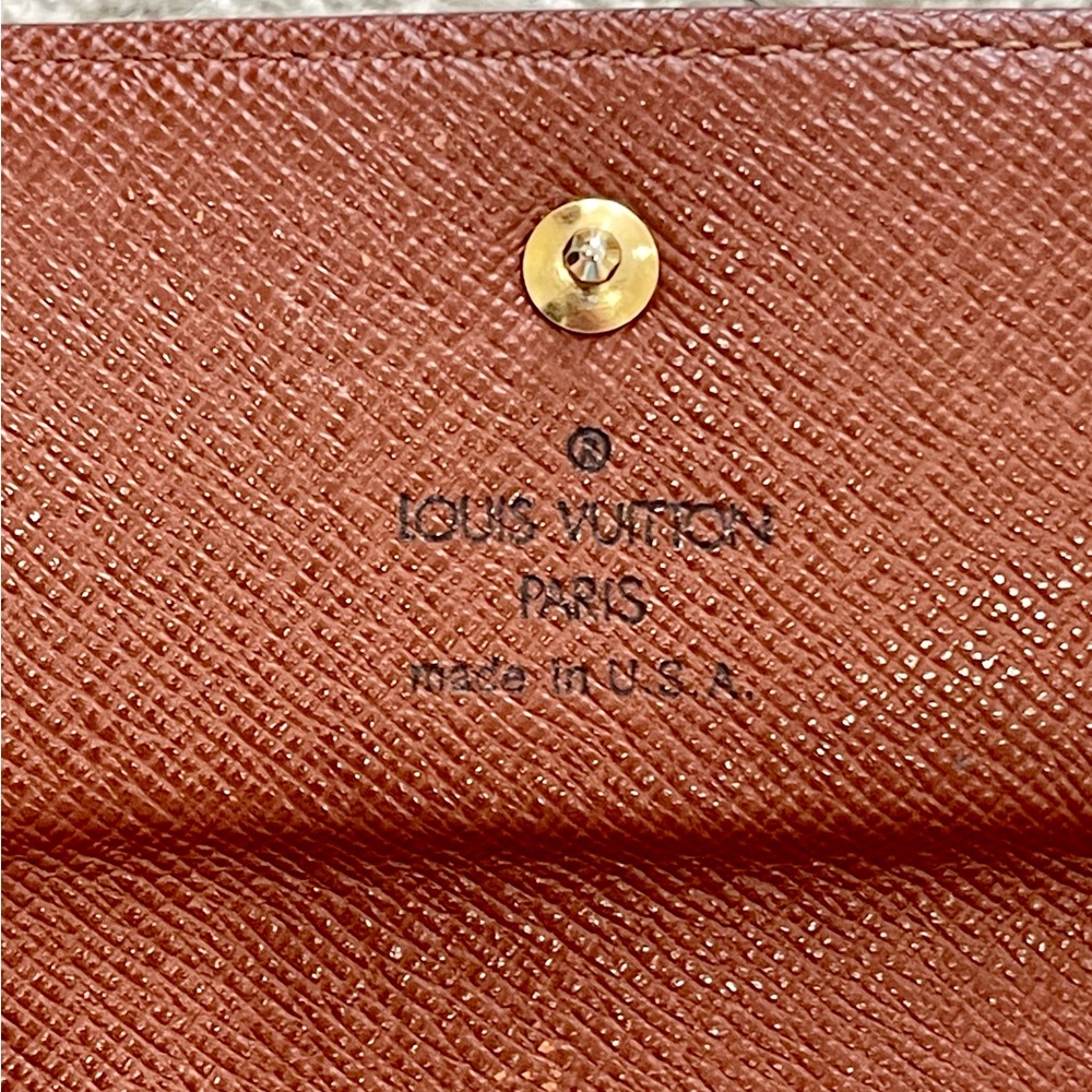 Louis Vuitton Brown Monogram Sarah Wallet - Picture 6 of 10